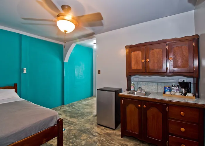 Drift Hotel San Pedro (Ambergris Caye)